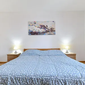  Apartment Nightbird